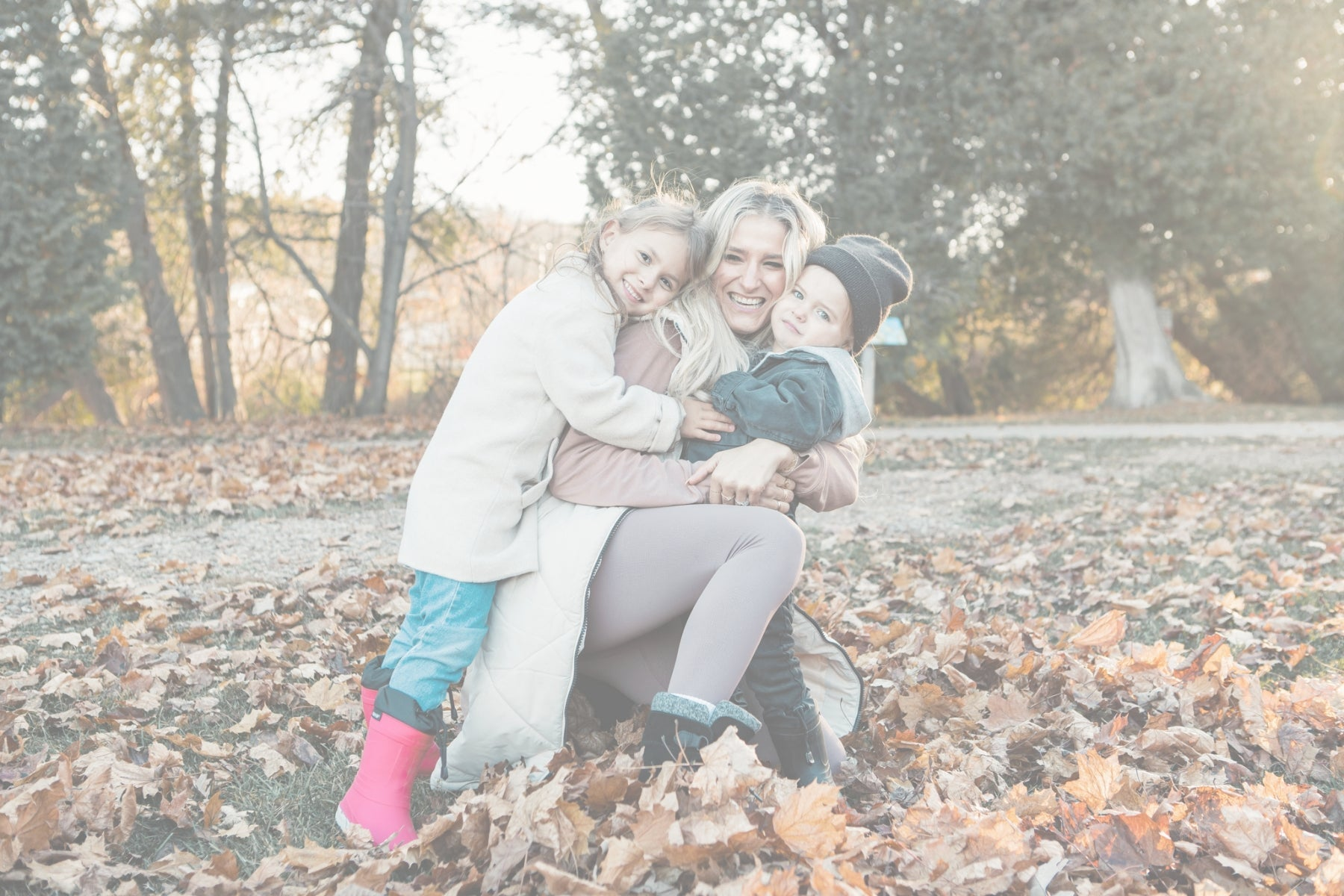 STEPPING INTO FALL: TRANSITIONAL BOOTS FOR THE SEASON AHEAD