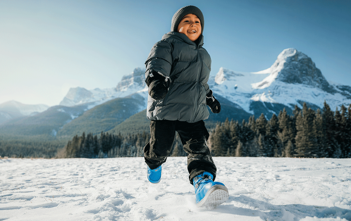 KIDS' APPAREL